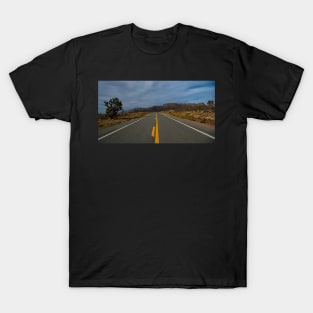 Road to the mountains T-Shirt